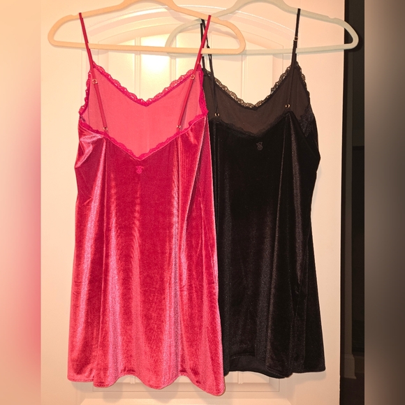EUC SET OF 2 VICTORIA SECRET VELVET SEXY DOLL PAJAMAS SIZE XS PTP 18 - Picture 2 of 4